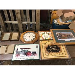 3 EMPTY PICTURE FRAMES+A CLOCK+4 PICTURES