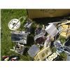 Image 4 : LARGE LOT OF ELECTRICAL SUPPLIES (OUTLETS, COVERS, ETC.)