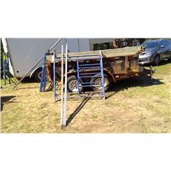 1 SET OF SCAFFOLDING, 2 SIDES 2 CROSS BRACES 10 FT