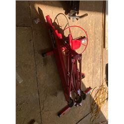 KING CANADA DRYWALL LIFT