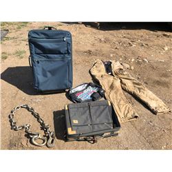 INSULATED COVERALLS, 3 SUITCASE CHAINS