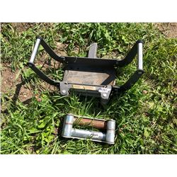 WINCH ROLLER WITH HITCH MOUNT