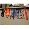 Image 2 : LOT OF ASSORTED TOOLS