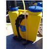 Image 5 : BUCKET W/ CATTLE SPRAYER BACKPACK AND TRACTOR SEAT
