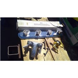 GALAXY LIGHTING AND DOORKNOB+ SINK TAP