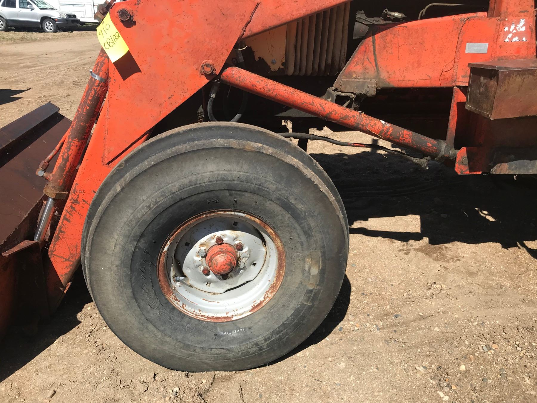 1070 CASE TRACTOR C/W FEL MODEL#70 RUNS GOOD ALL GEARS WORK - Schmalz ...