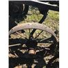 Image 7 : 3 BOTTOM ANTIQUE PLOW