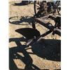 Image 4 : 1 BOTTOM ANTIQUE JOHN DEERE PLOW