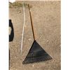 Image 1 : BRAND NEW GARDEN LEAF RAKE