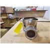 Image 4 : MEAT GRINDER