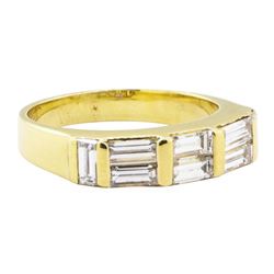 1.10 ctw Diamond Ring - 18KT Yellow Gold