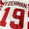 Image 3 : STEVE YZERMAN SIGNED REEBOK RED WINGS CAPTAIN JERSEY