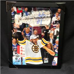 MILAN LUCIC SIGNED and FRAMED STANLEY CUP PHOTO (GAMEDAY HOLOGRAM)