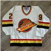 Image 2 : GINO ODJICK SIGNED CANUCKS JERSEY (PASTIME HOLOGRAM)