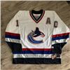 Image 2 : PAVEL BURE SIGNED CANUCKS JERSEY (JIC HOLOGRAM)