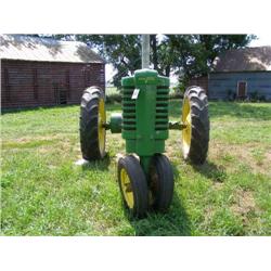 1943 JOHN DEERE A
