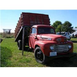 1949 Ford F-6 Truck with 331 Hemi