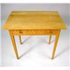 Image 2 : A FEDERAL STYLE FIGURED MAPLE ONE-DRAWE