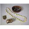 Image 2 : A GROUP OF MISCELLANEOUS ITEMS