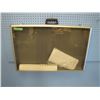 Image 1 : aluminum display case in excellent condition no keys measures 34 long by 22 in wide by 3 in deep