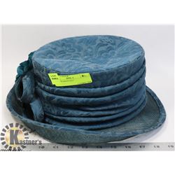 BLUE WOMAN'S HAT