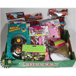 FLAT OF ASSORTED BIRTHDAY PARTY SUPPLIES