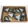 Image 1 : FLAT OF LARGE CASTORS, MANY SWIVEL