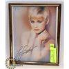 Image 1 : VINTAGE 1980'S SIGNED PICTURE LORRIE