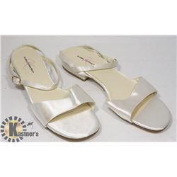 WOMEN'S SATIN PARTY CREPE UPPER SIZE 10B WHITE