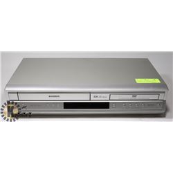 TOSHIBA DVD VIDEO PLAYER & CASSETTE RECORDER