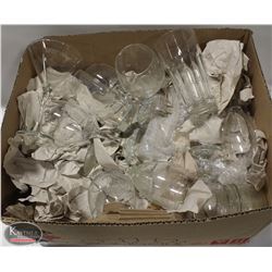 BOX OF ASSORTED GLASSWARE, APPROX 30 PCS