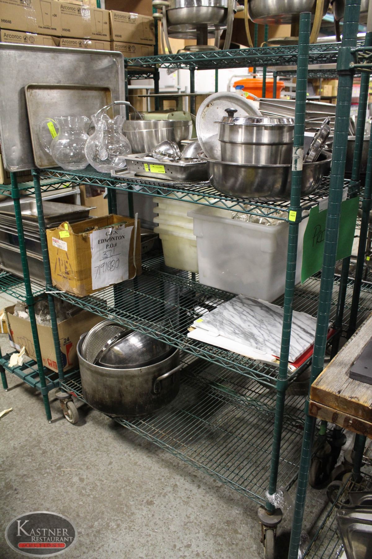 Wire Rack Green 3-TIER GREEN WIRE RACK ON CASTORS 48