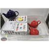 Image 1 : TOTE W/ 7 - 6 CUP GLOBE TEA POTS