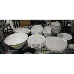 SHELF CONTENTS INCL SALAD BOWLS, SERVING TRAYS &