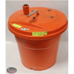 DYNAMIC 10L SALAD SPINNER