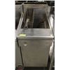 Image 1 : QUEST NATURAL GAS DUAL-BASKET DEEP FRYER