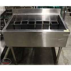 STAINLESS STEEL BAR WELL