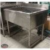 Image 2 : STAINLESS STEEL BAR WELL
