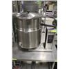Image 2 : CLEVELAND 12G COUNTERTOP TILTING STEAM KETTLE
