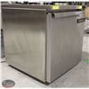 Image 4 : BAILIFF SEIZURE CONTINENTAL STAINLESS STEEL UNDERCOUNTER COOLER