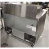Image 6 : BAILIFF SEIZURE EFI  2 DOOR STAINLESS STEEL PREP STATION WITH