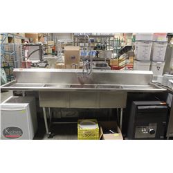 K27)  BAILIFF SEIZURE EFI 3-WELL STAINLESS STEEL SINK W/ 2