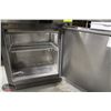Image 5 : BAILIFF SEIZURE CONTINENTAL STAINLESS STEEL LIFT TOP PREP STATION