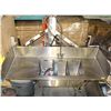 Image 1 : STAINLESS STEEL 3 WELL SINK WITH 2 DRAINBOARDS