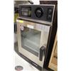 Image 2 : BAILIFF SEIZURE LAINOX COMPACT COUNTERTOP STEAM OVEN