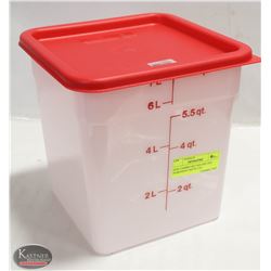 NEW CAMBRO 8QT SQUARE DRY INGREDIENT BIN W/ LID