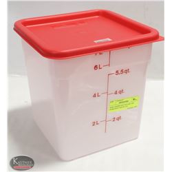 NEW CAMBRO 8QT SQUARE DRY INGREDIENT BIN W/ LID