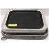 Image 1 : STACK OF ASSORTED CAFETERIA TRAYS