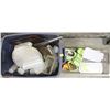 Image 1 : SHELF CONTENTS, INCLUDES TOTE OF MISC KITCHEN ITEM