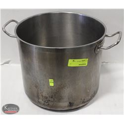 STAINLESS STOCK POT, APPROX 25 QUARTS